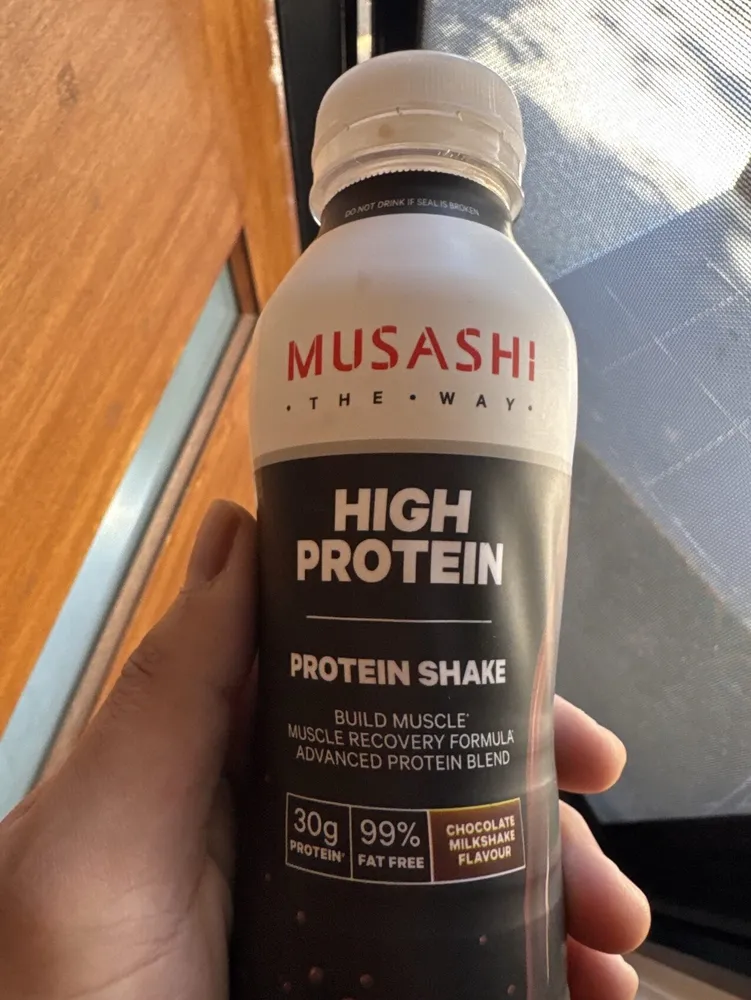 HIGH PROTEIN PROTEIN SHAKE