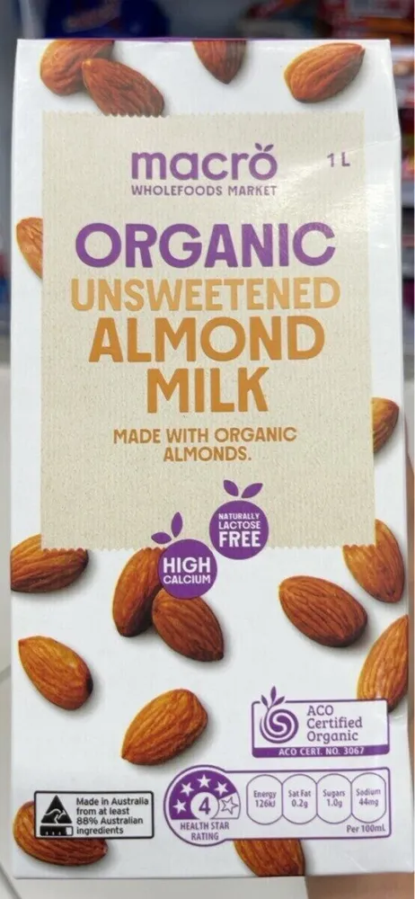Macro organic Almond milk