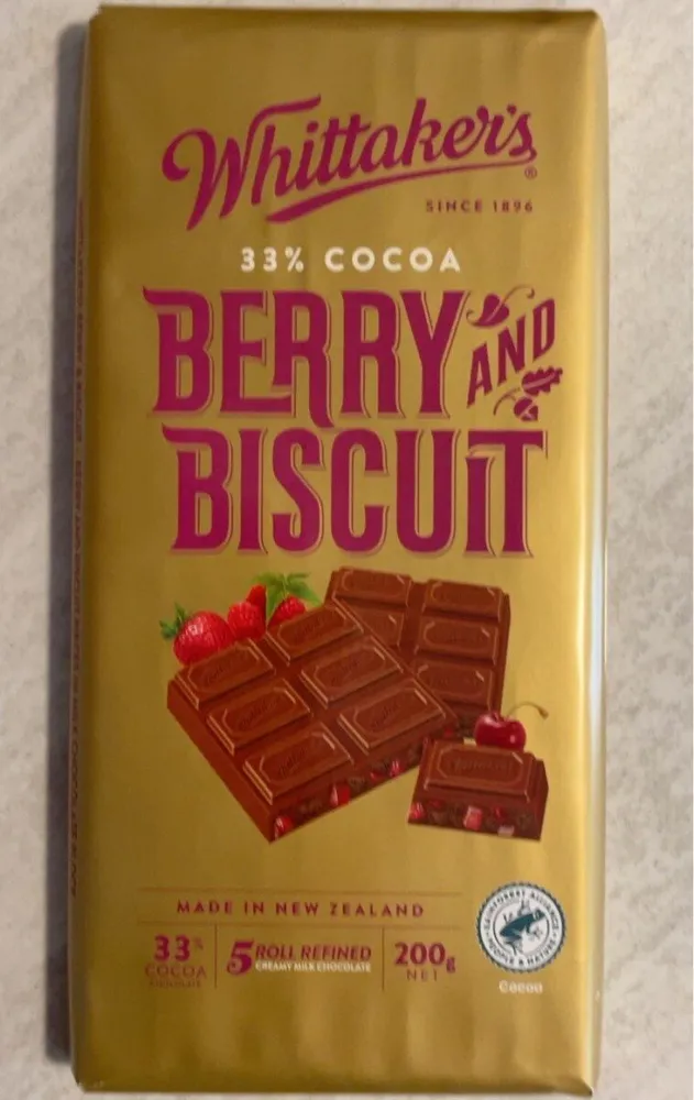 Berry and biscuit