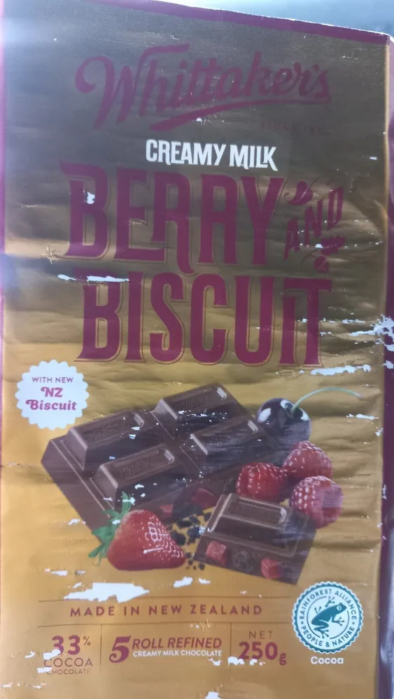 Berry and biscuit