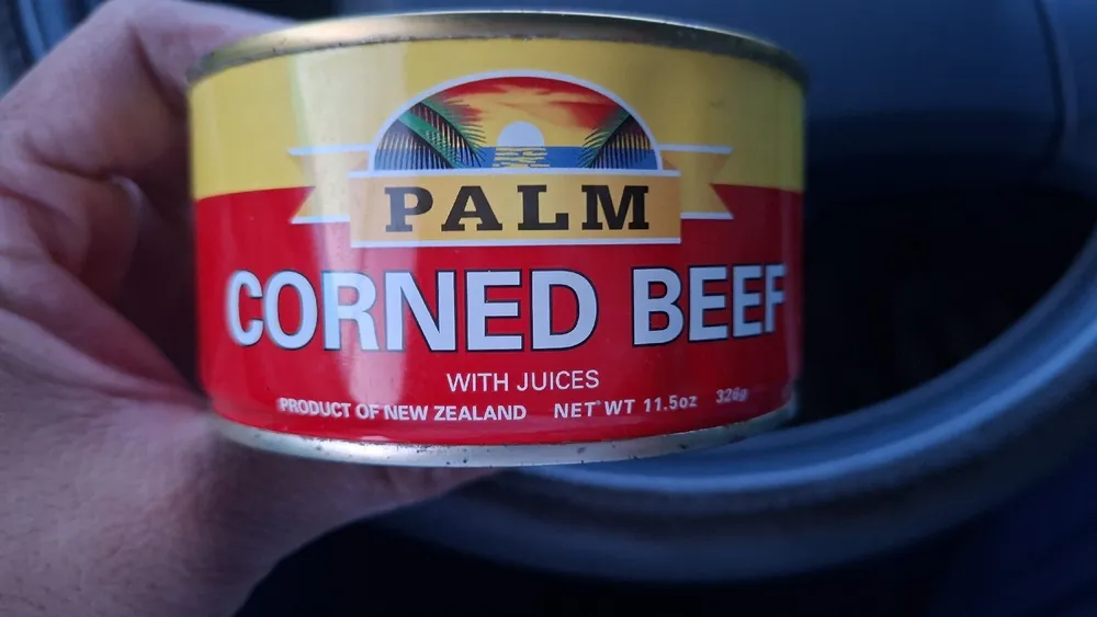 Palm Corned Beef with Juices
