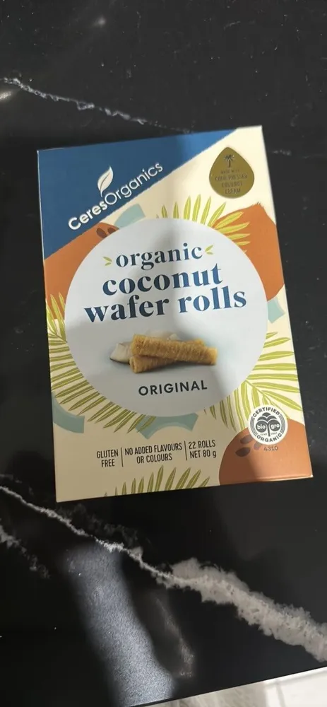 organic coconut wafer rolls