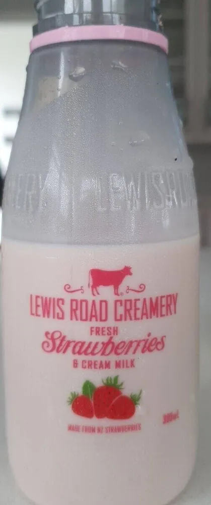 Fresh strawberries and cream milk