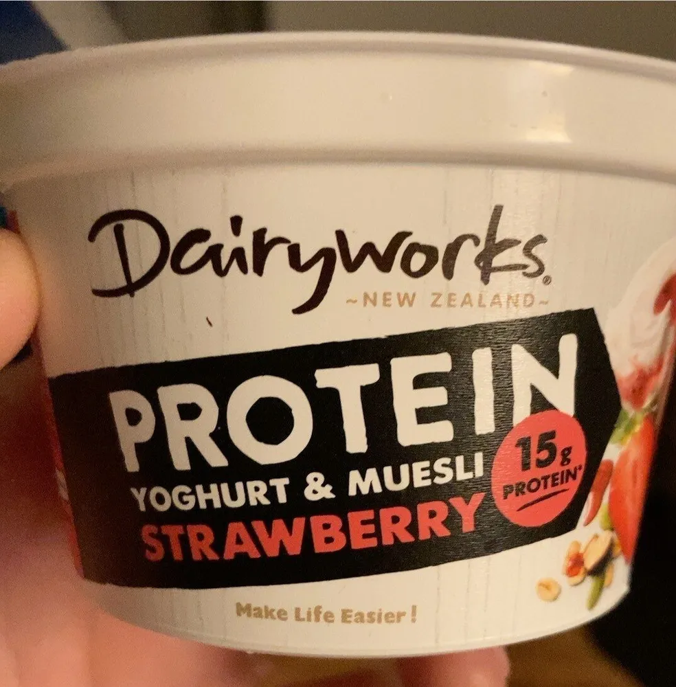 Protein Yoghurt & Muesli