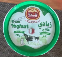 Fresh full fat yoghurt