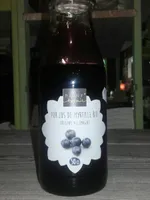 Pour jus de myrtille bio