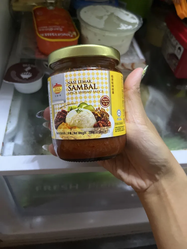 Nasi lemak sambal