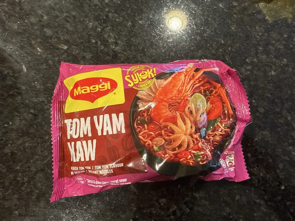 Maggi tom yam kaw