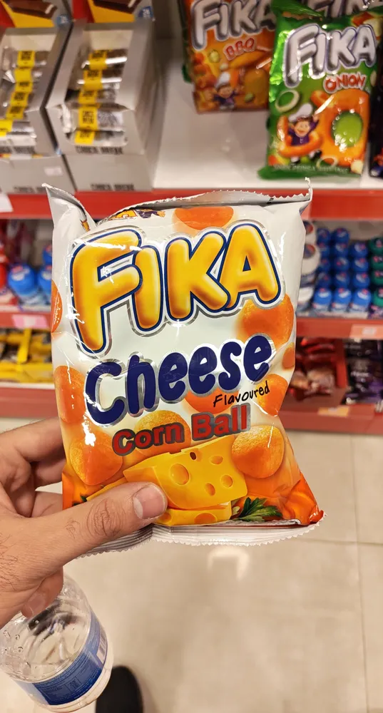 Fika chesse corn ball