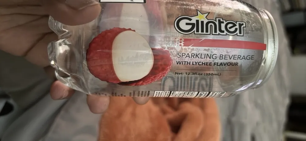 SPARKLING BEVERAGE WITH LYCHEE FLAVOUR