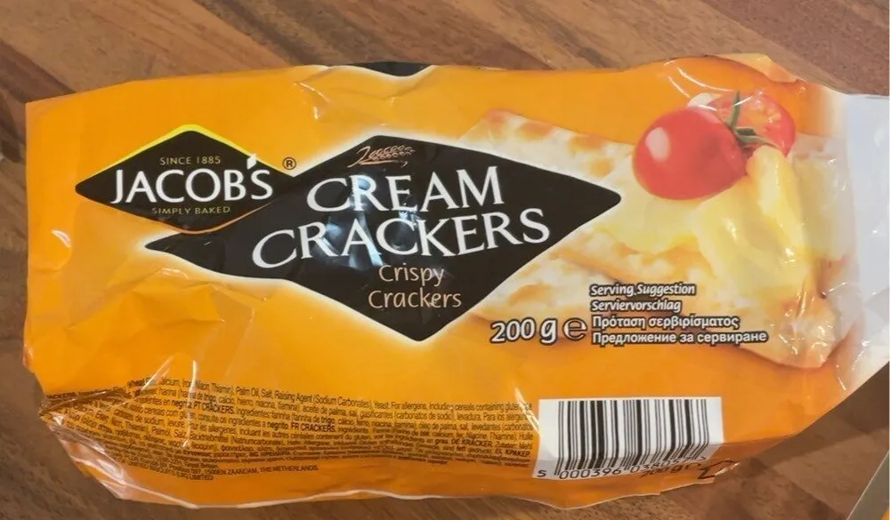 Cream crackers