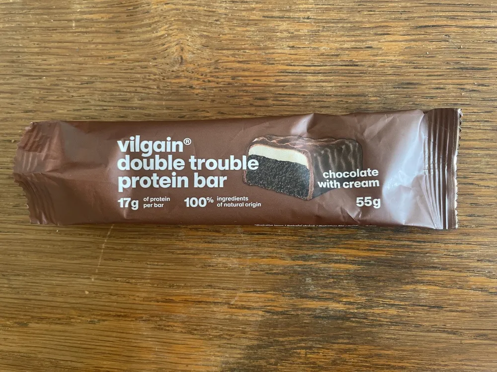 doble trouble protein bar - chocolate with cream