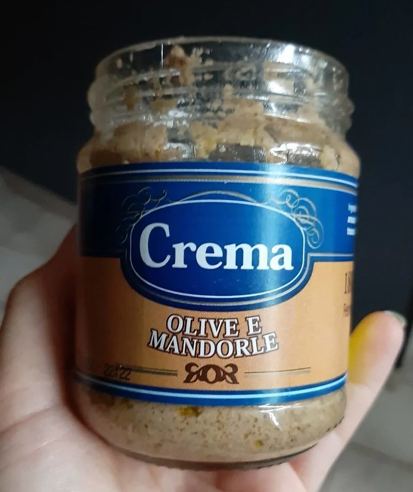 Tapenade aux olives vertes et amandes
