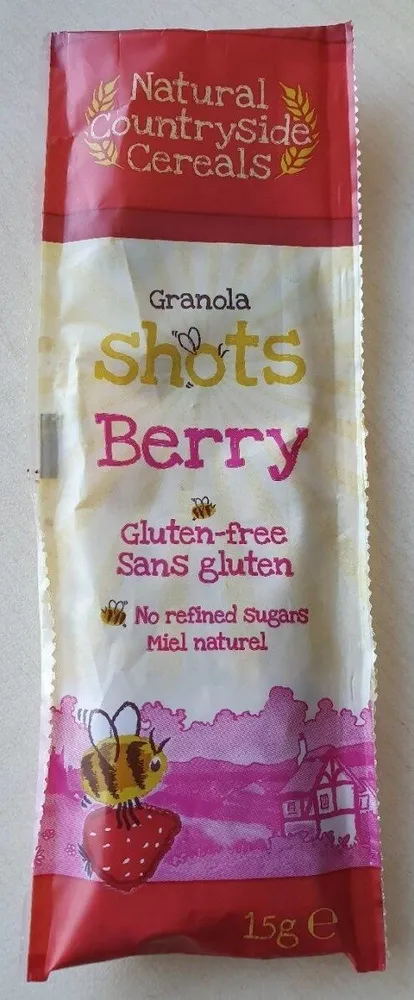 Granola shots berry