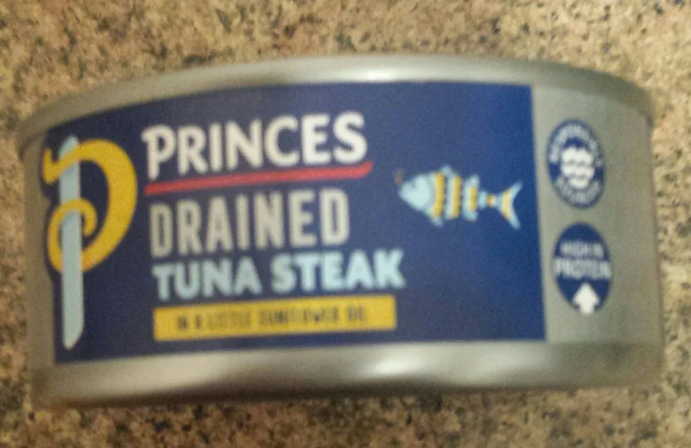 Drained tuna steak