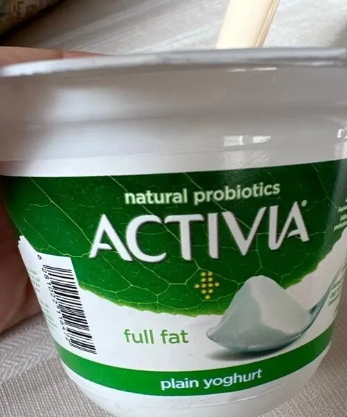 Plain full fat yoghurt
