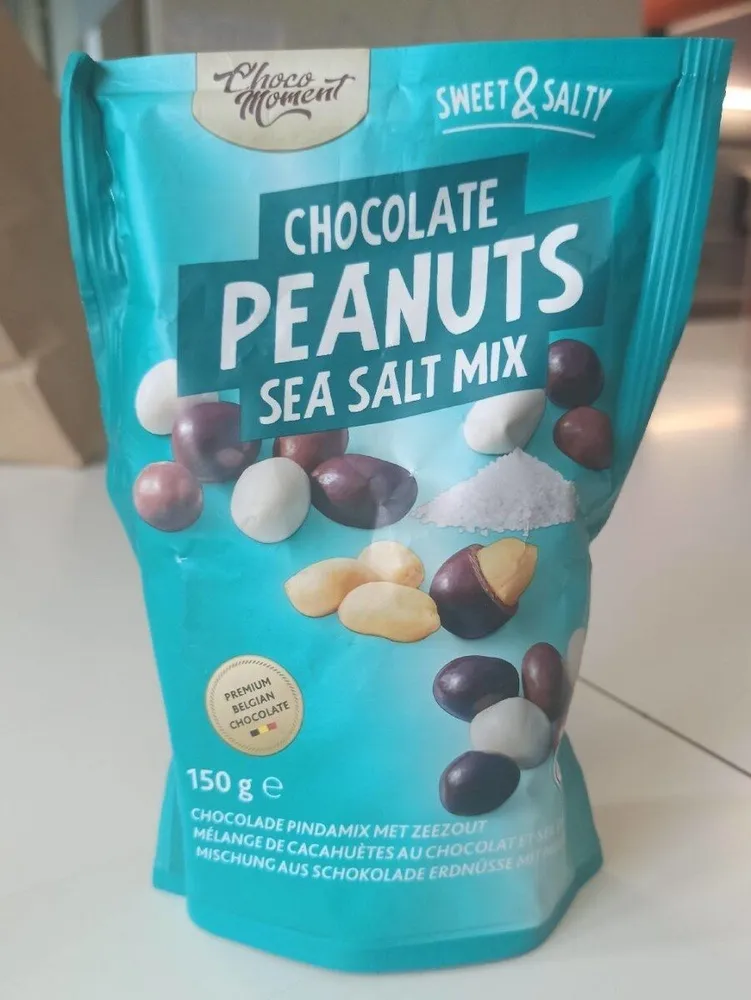Chocolate peanuts sea salt mix
