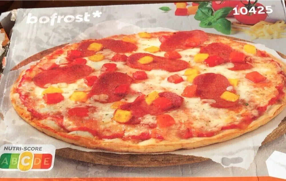 Pizza salami paprika