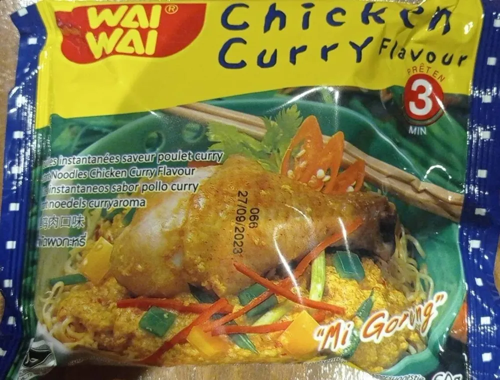 Nouilles instantanées poulet curry
