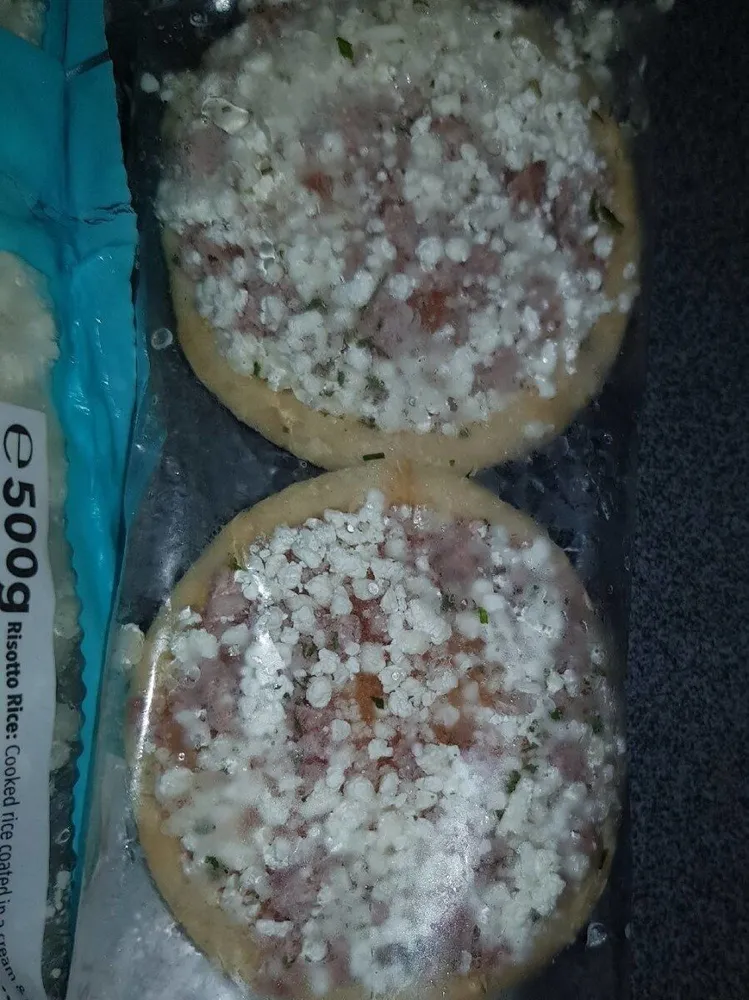 Mini pizza salami
