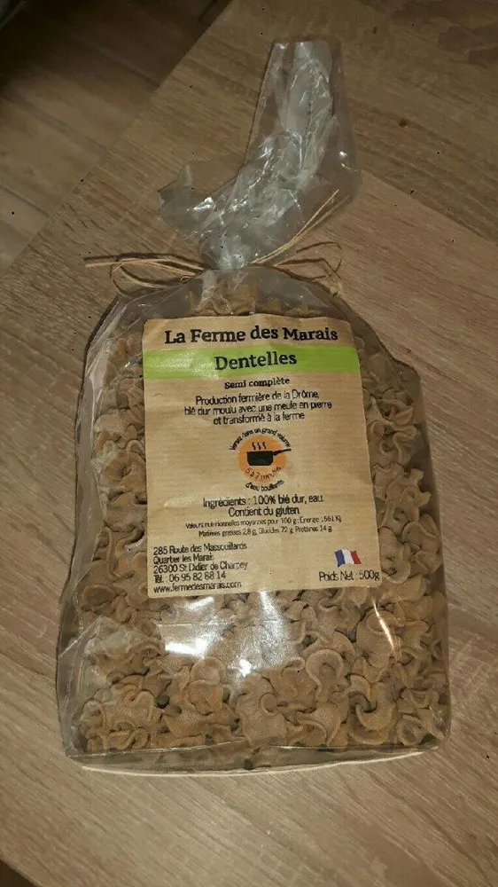 Dentelles