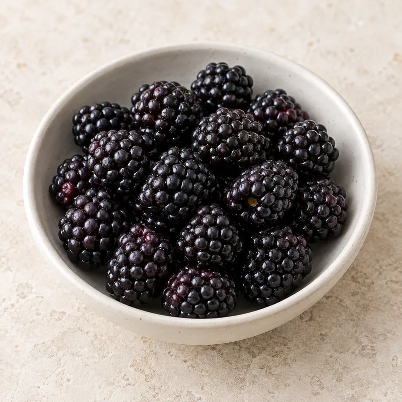 Illustration of blackberries raw