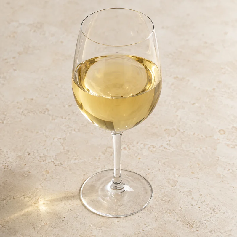 Illustration of white wine
